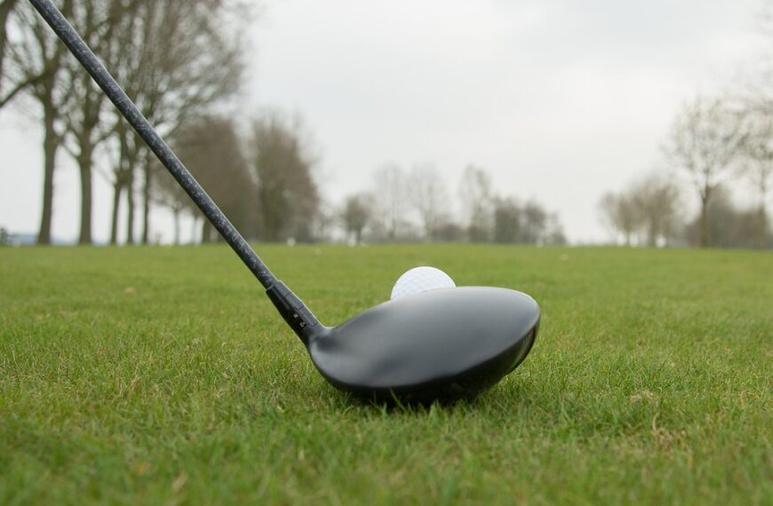 Demystifying Golf Clubs: Understanding How Many Clubs Are in a Set